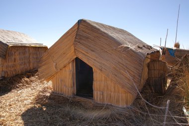 Uros - titcaca gölün Peru yüzen ada