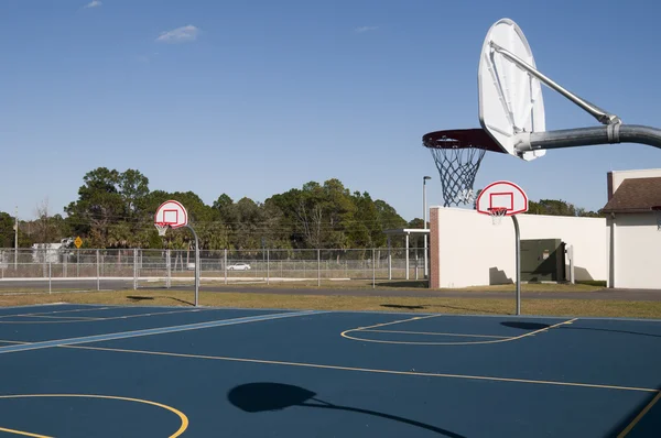 Okul basketbol platformu — Stok fotoğraf