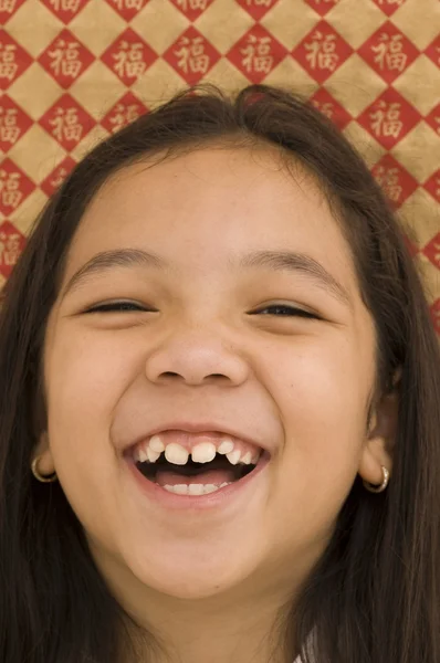 Menina asiática rindo — Fotografia de Stock