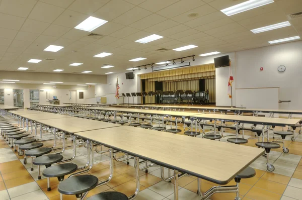 Cafetería con escenario en la escuela —  Fotos de Stock
