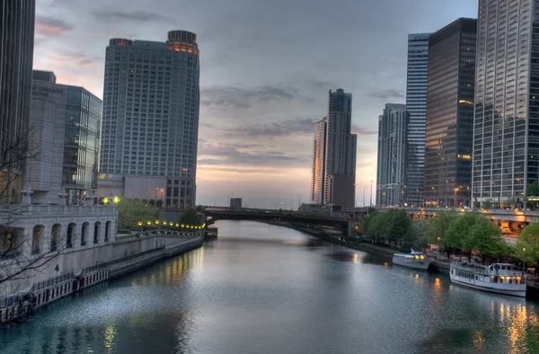 Чикаго ранним утром — стоковое фото