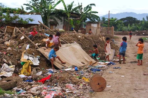 아시아에 있는 빈곤 스톡 사진