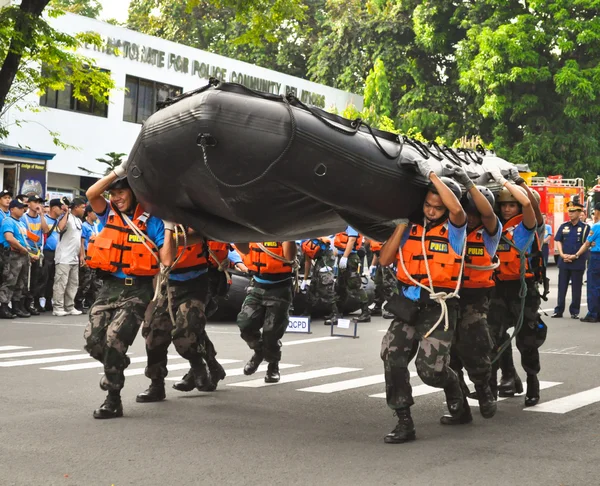 Entrenamiento de rescate policial — Foto de Stock