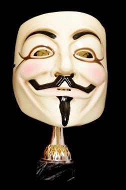 guy Fawkes maskesinden kupa ile