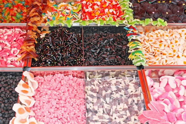 Sakızlı şeker iyi gıda pazarına Satılık tüm çocuklar için — Stok fotoğraf