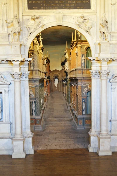 Interior of the Teatro Olimpico in Vicenza — Stock Photo, Image