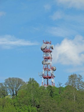 Antenna for the transmission of television and telephone signals clipart