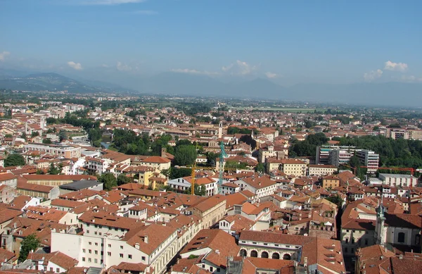 Letecký pohled na střechy italského města — Stock fotografie