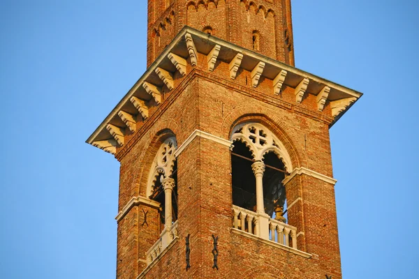 Wieża w centrum stylu palladianizmu bazyliki w vicenza — Zdjęcie stockowe