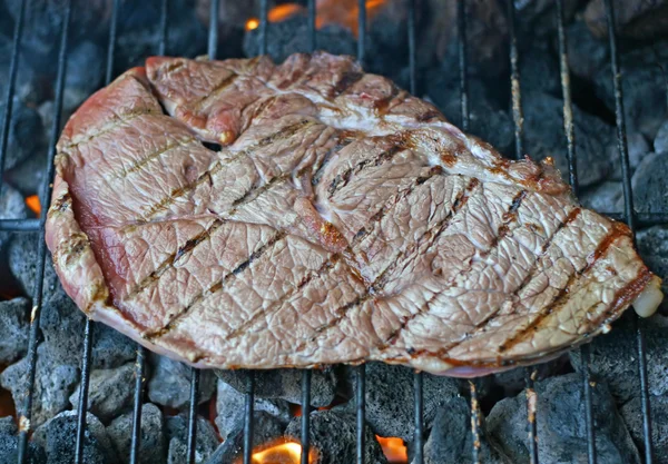 stock image Beef cooked on a barbecue grill