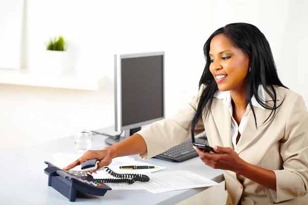 Professional woman making a call — Stock Photo, Image