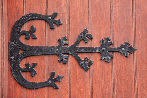 Ferro forjado porta decoração — Fotografia de Stock