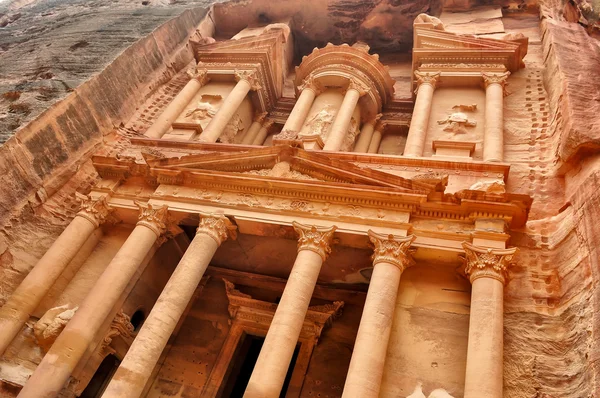 stock image Al Khazneh diagonal view - the treasury of Petra ancient city, Jordan