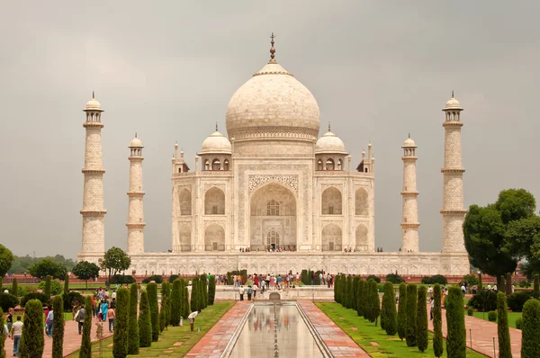 Taj Mahal visão horizontal, Agra, Índia — Fotografia de Stock
