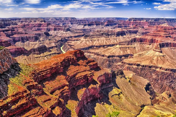 Grand canyon słoneczny dzień pejzaż widok — Zdjęcie stockowe