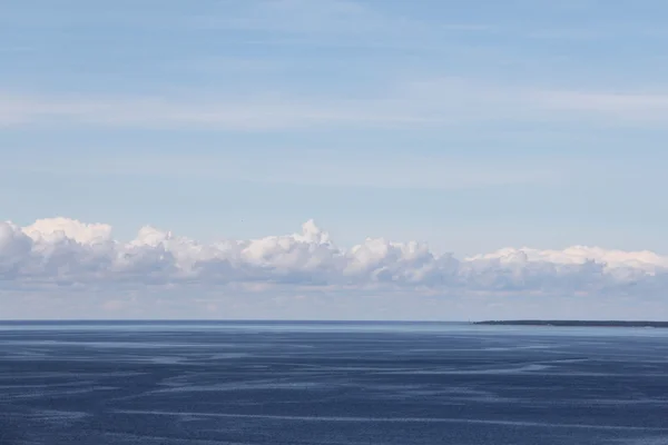 Horizon over water — Stockfoto