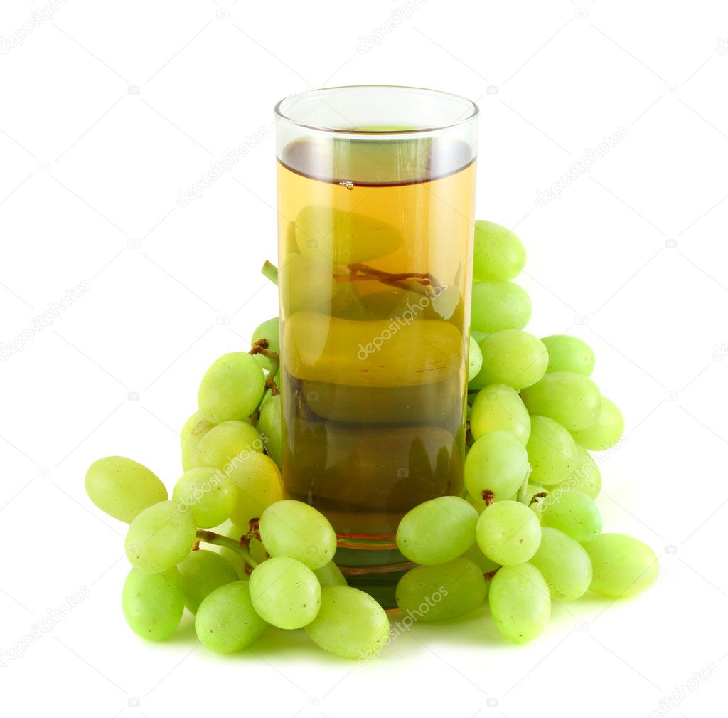Grape juice with grapes