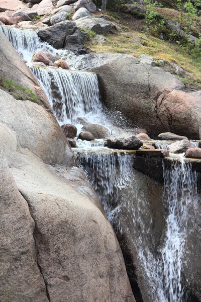 Wasserfall im Sapokka Park — Stockfoto