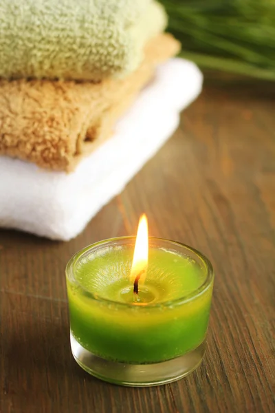 Grüne Kerzen — Stockfoto