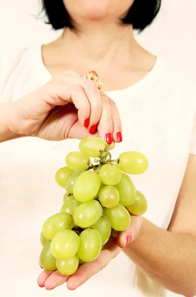 Donna e frutti — Foto Stock
