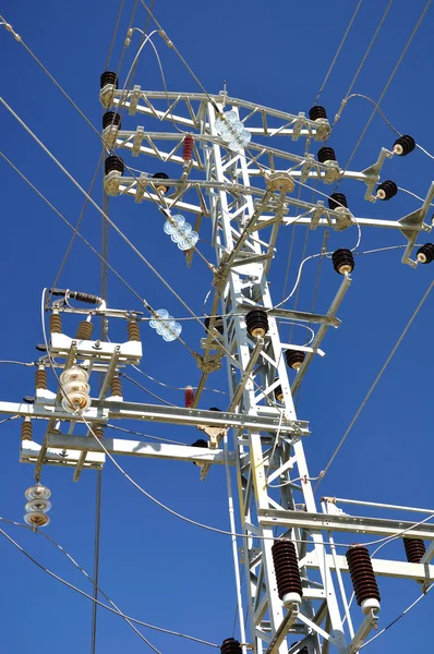 Elektrische mast. — Stockfoto
