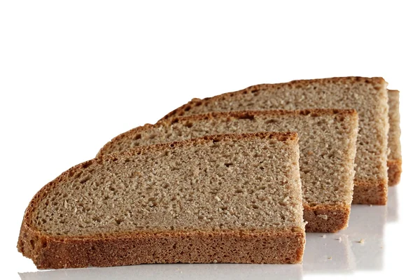 Brood op een witte achtergrond. — Stockfoto