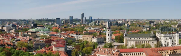Vista panorámica de la ciudad - viejo y nuevo Vilnius — Foto de Stock