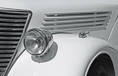 Headlight and fender retro car clipart