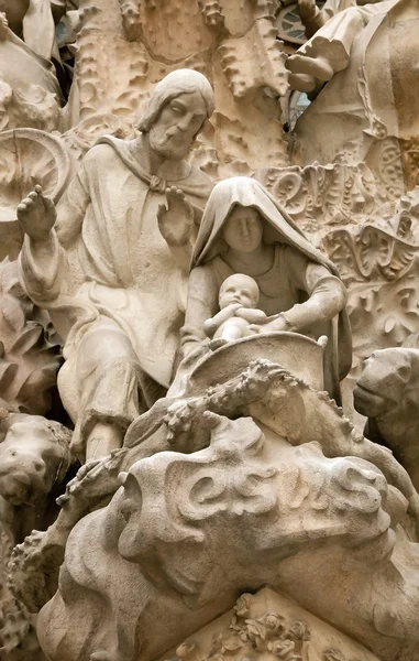 イエスと聖家族、サグラダ ・ ファミリア — ストック写真