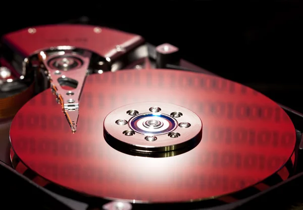 Sabit disk sürücüsü ile ikili yansıyan veri Telifsiz Stok Imajlar