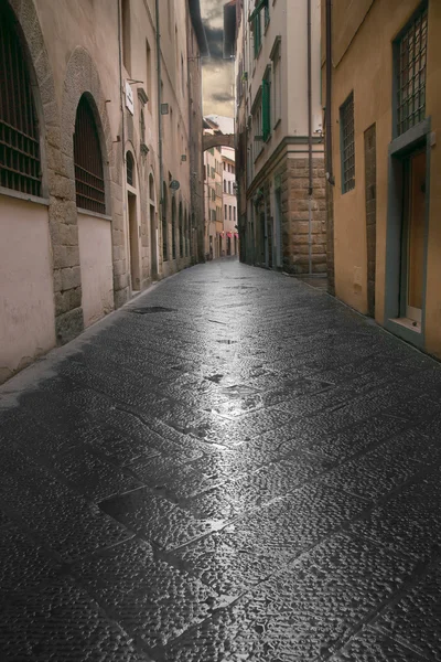 Enge Straße in Florenz — Stockfoto