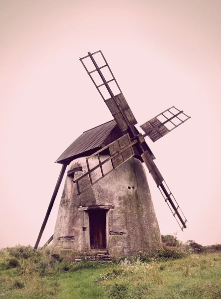 Molino de viento —  Fotos de Stock