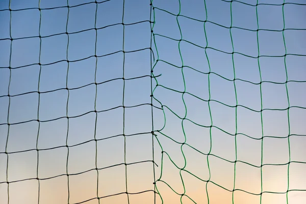Sportnetz am blauen Himmel — Stockfoto