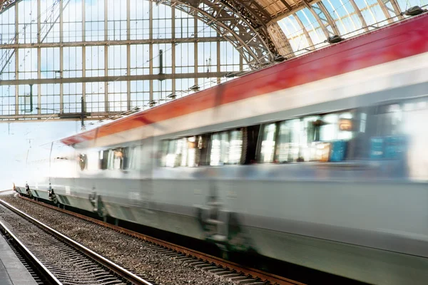Train in blurred motion — Stock Photo, Image