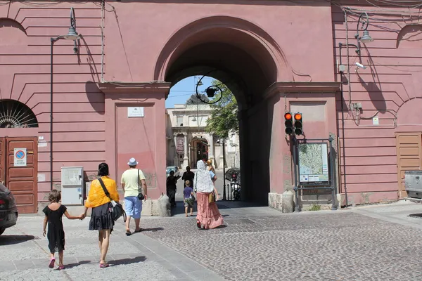 Gate pass till den arkeologiska museum.cagliari, Sardinien. — Stockfoto