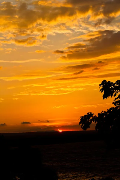 Ηλιοβασίλεμα πάνω από τη Γρανάδα — Φωτογραφία Αρχείου