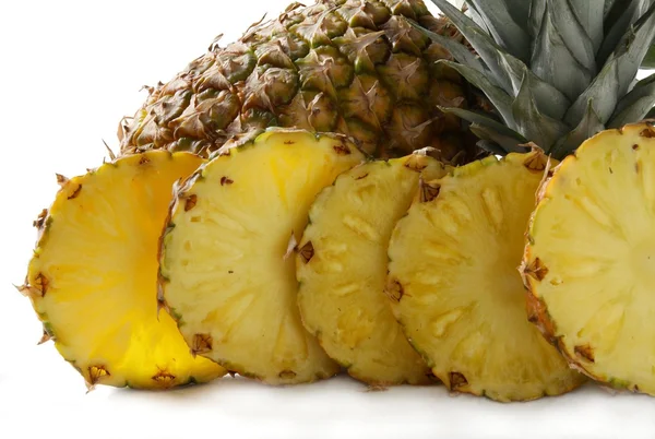 Plátky ananasu ovoce — Stock fotografie