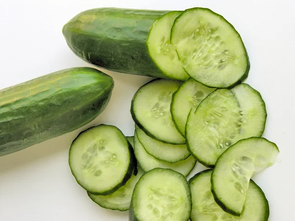 Зелені огірки для смачного салату — стокове фото