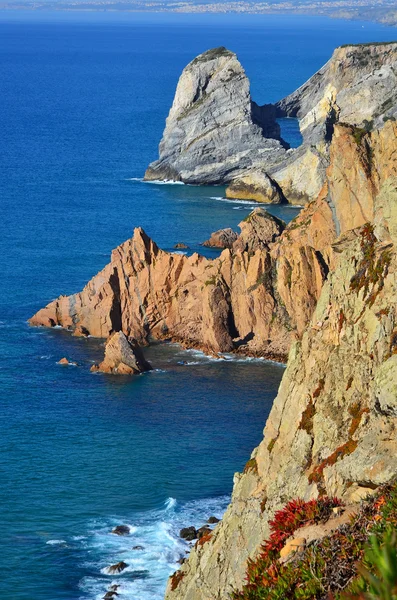 Cabo da Roca cliffs and Atlantic ocean, Portugal — Stock Photo, Image