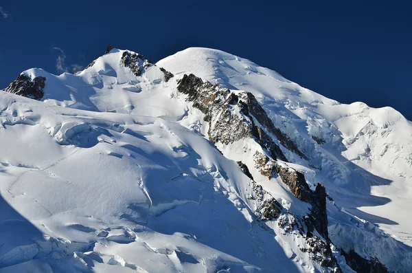 Mont blanc, horní části Evropy, hory Alpy — Stock fotografie
