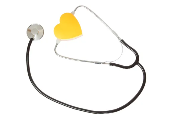 Stetoscopio e cuore di sfondo bianco. — Foto Stock