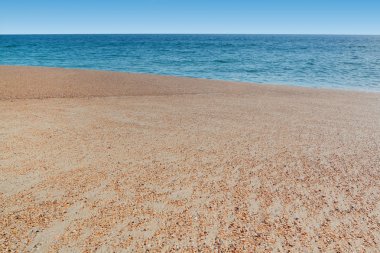 Deniz, kumlu plaj.