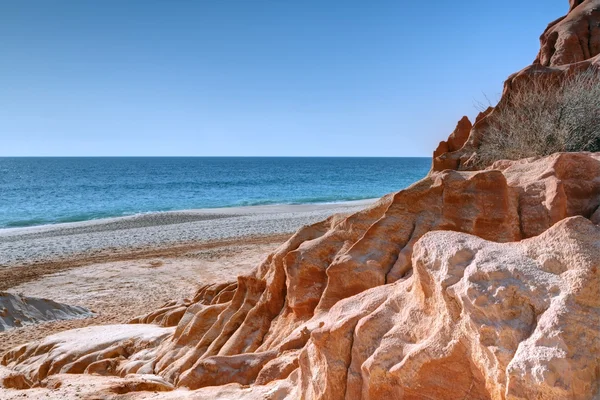 Supporto roccioso sulla costa del Portogallo. — Foto Stock