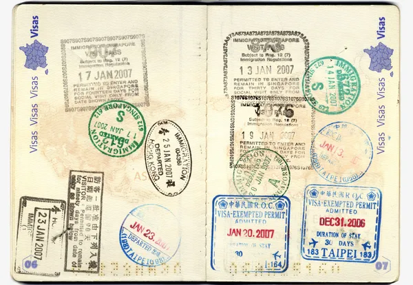 Паспорт європейський з марками — стокове фото
