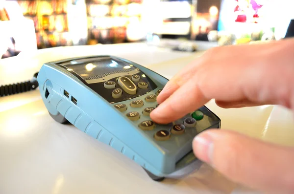 POS payment in a shop — Stock Photo, Image
