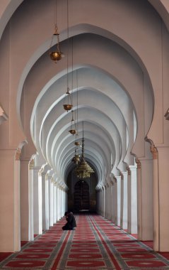 bir Müslüman caminin giriş