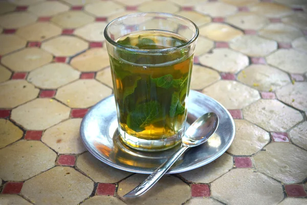 Herbata miętowa tradycyjne — Zdjęcie stockowe