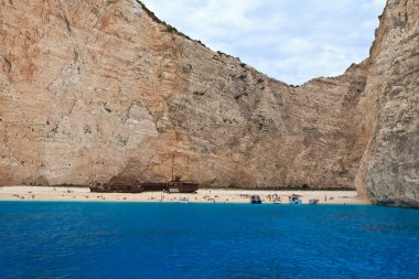 Zakynthos, Yunanistan 'daki Navagio plajı.