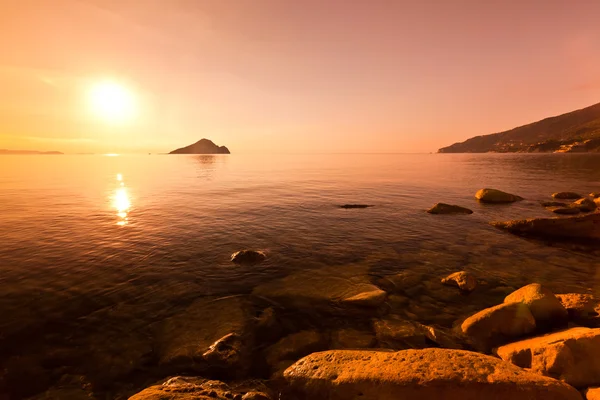 Sunrise at sea — Stock Photo, Image