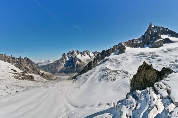 Mont Blanc - l 'Aiguille du Midi — Fotografia de Stock